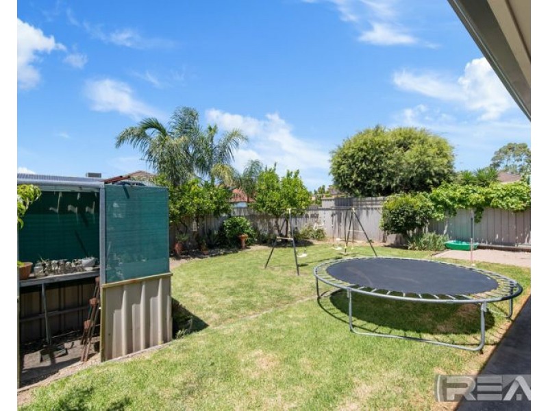 13 Wickham Crescent, Oakden SA 5086