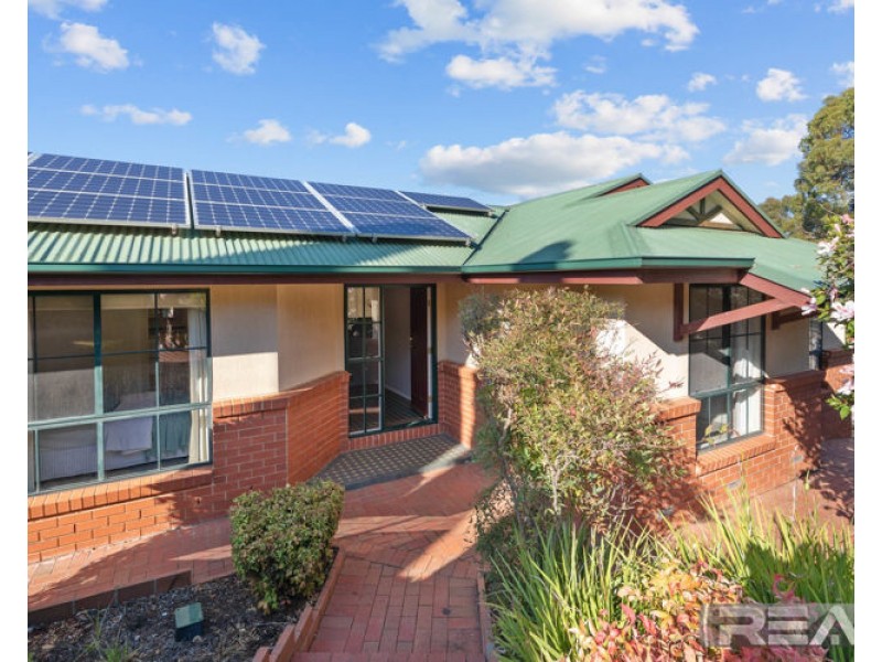 6 Sandra Hennig Court, Greenwith SA 5125