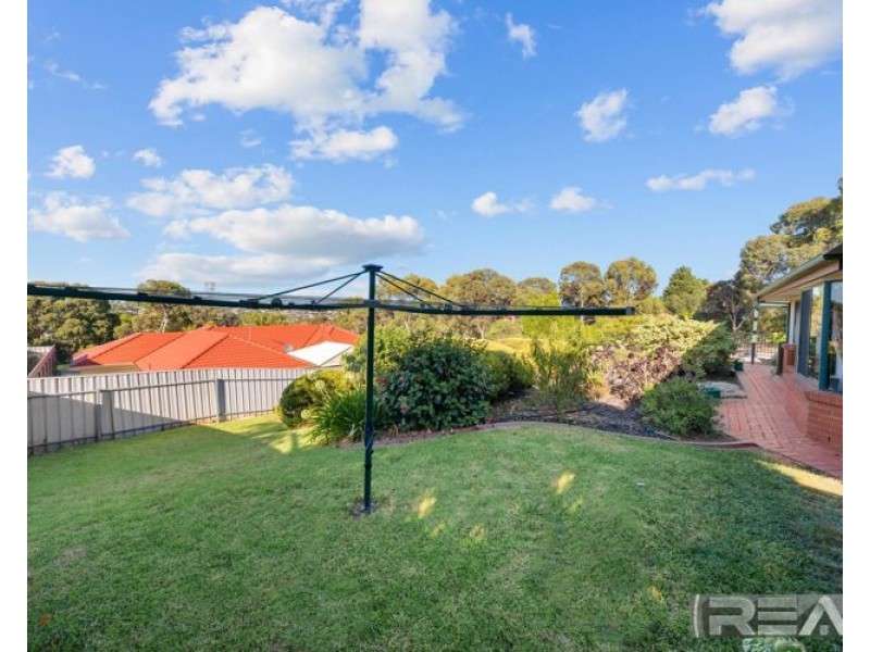 6 Sandra Hennig Court, Greenwith SA 5125