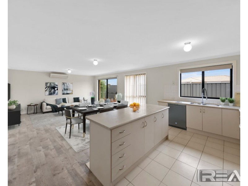 1 Albert Court, Andrews Farm SA 5114