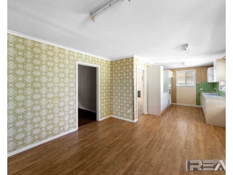 52 Marcian Avenue, Elizabeth Downs SA 5113