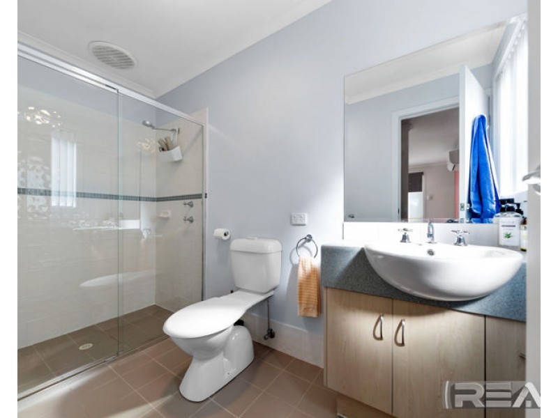 102 Lakeside Drive, Andrews Farm SA 5114