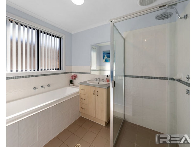 102 Lakeside Drive, Andrews Farm SA 5114