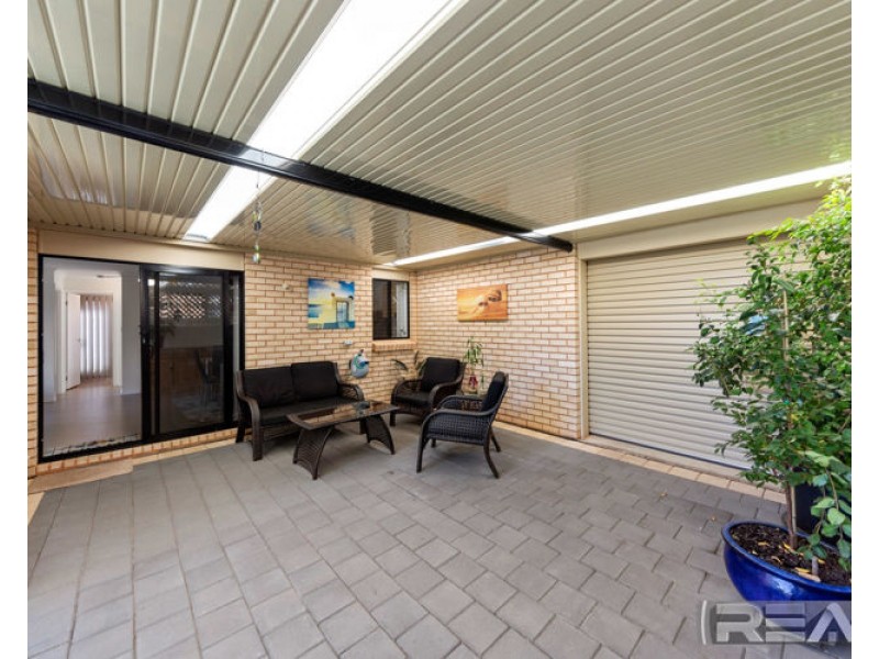 102 Lakeside Drive, Andrews Farm SA 5114