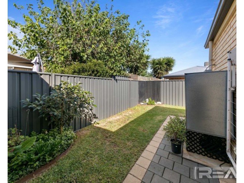 102 Lakeside Drive, Andrews Farm SA 5114