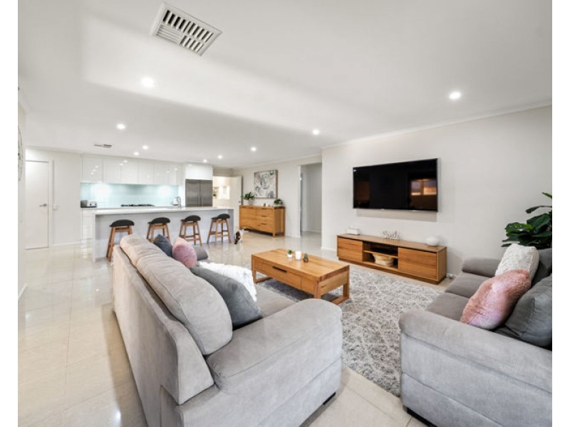 7 Gravity Grove, Munno Para West SA 5115