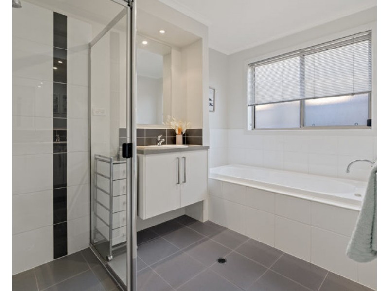 7 Gravity Grove, Munno Para West SA 5115