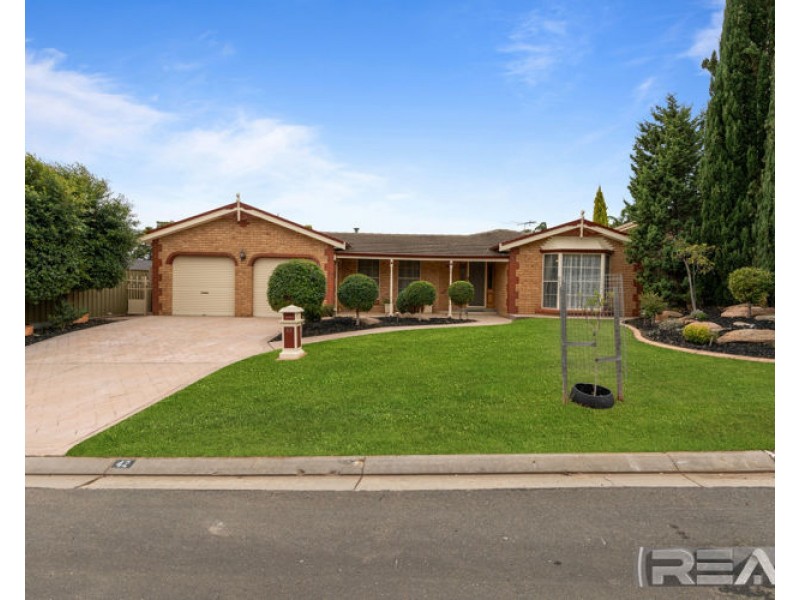 42 Hedgerow Drive, Gulfview Heights SA 5096