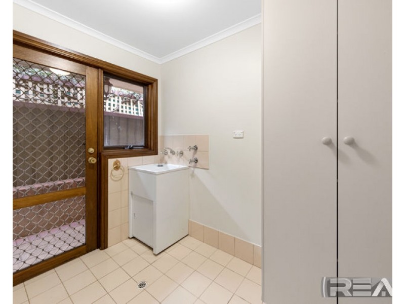 42 Hedgerow Drive, Gulfview Heights SA 5096