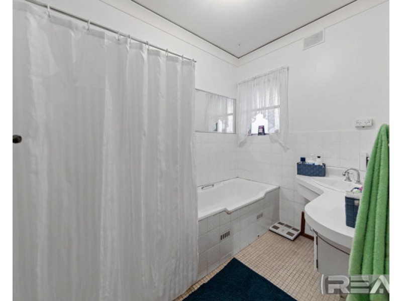 10 Dennis Drive, West Beach SA 5024