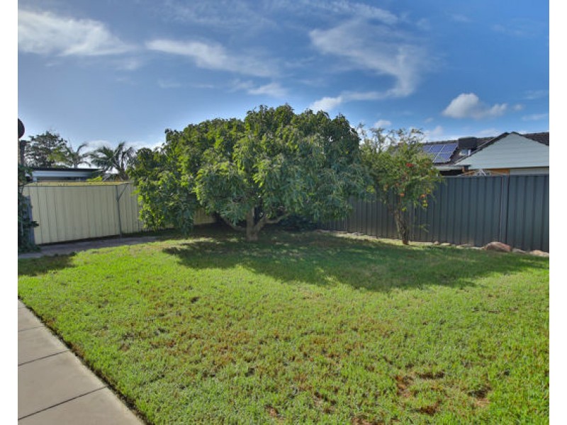 10 Dennis Drive, West Beach SA 5024