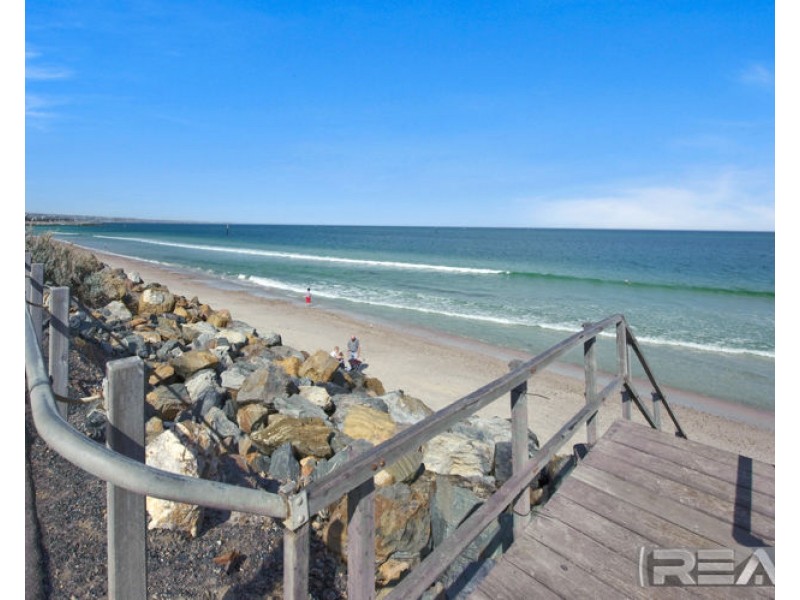 10 Dennis Drive, West Beach SA 5024
