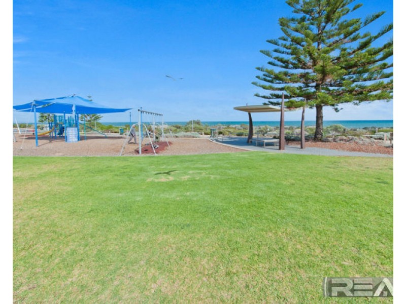 10 Dennis Drive, West Beach SA 5024