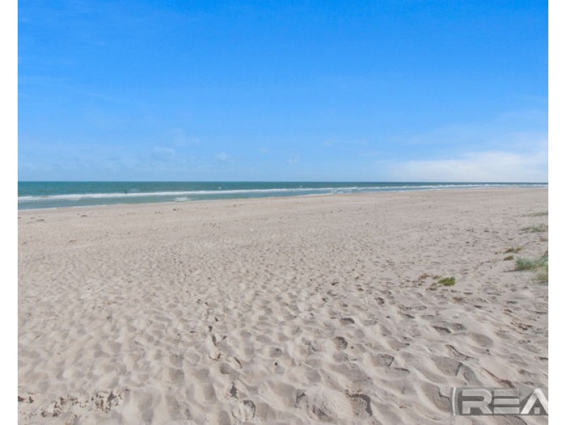 10 Dennis Drive, West Beach SA 5024