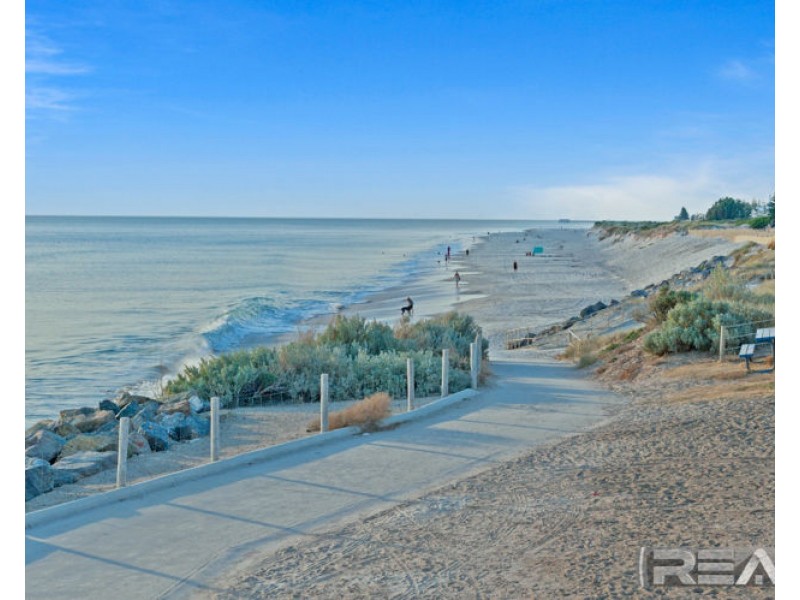 10 Dennis Drive, West Beach SA 5024