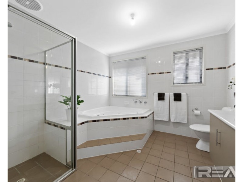 7 Lumsden Court, Evanston Park SA 5116