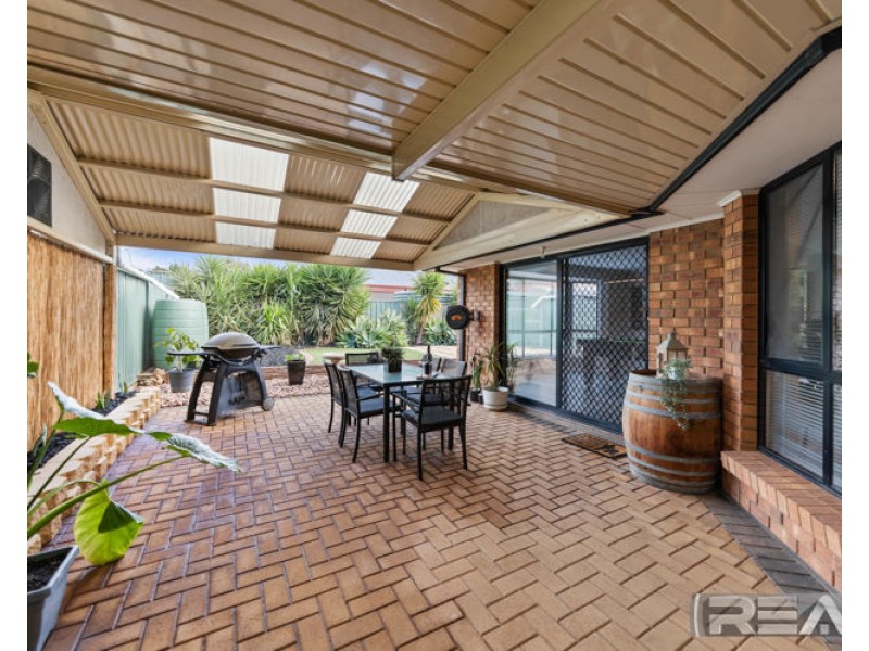 7 Lumsden Court, Evanston Park SA 5116