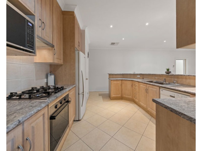 5 Amberwell Terrace, Burton SA 5110