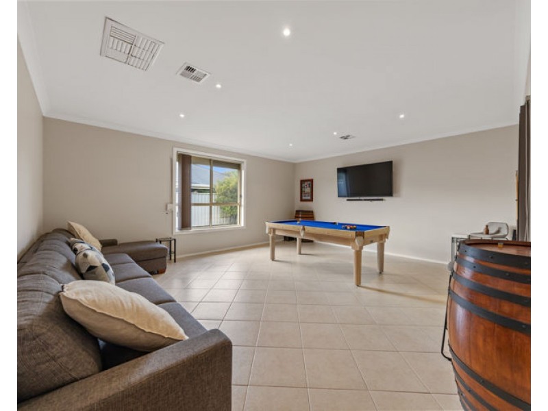 5 Amberwell Terrace, Burton SA 5110