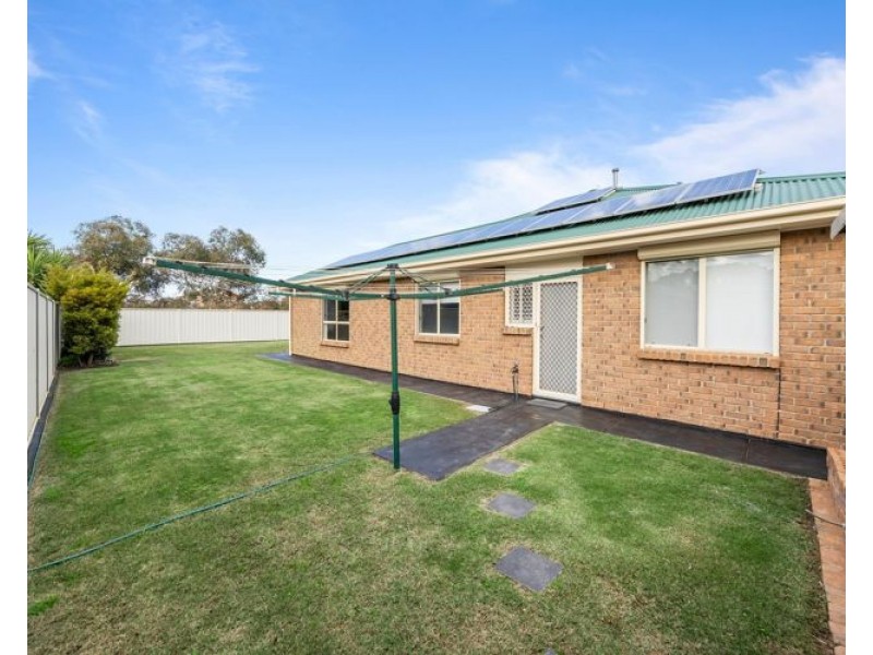 5 Amberwell Terrace, Burton SA 5110