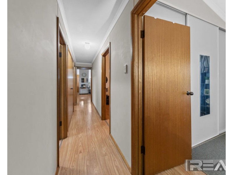 7 Trim Crescent, Evanston Park SA 5116