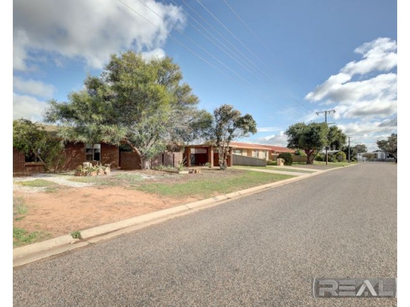 15 Edinburgh Street, Murray Bridge SA 5253