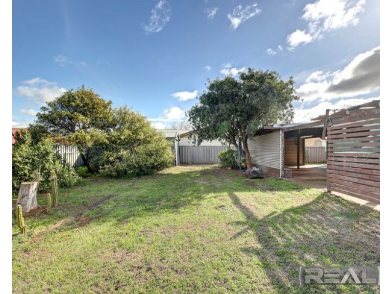 15 Edinburgh Street, Murray Bridge SA 5253