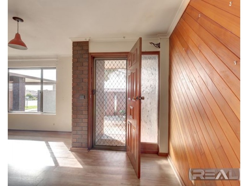 15 Edinburgh Street, Murray Bridge SA 5253