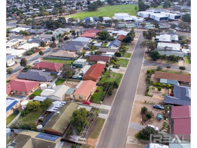 15 Edinburgh Street, Murray Bridge SA 5253