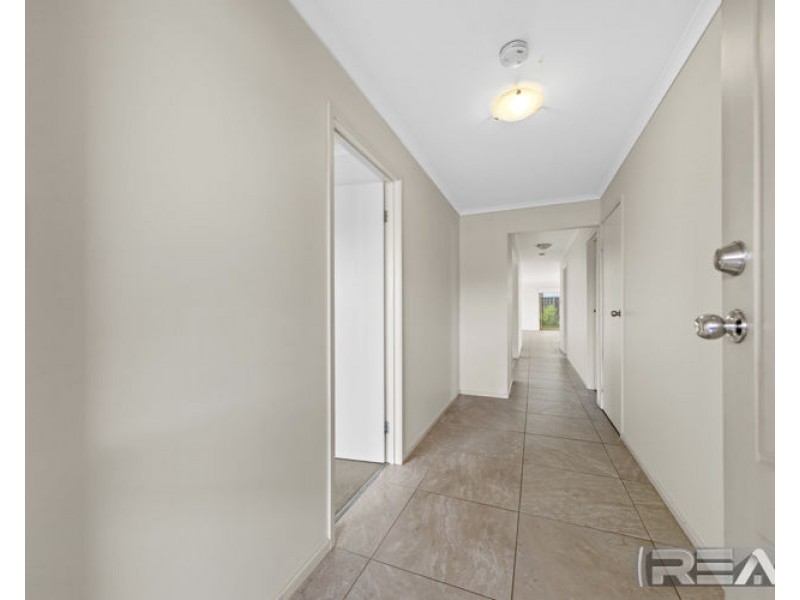 21 St Clair Avenue, Andrews Farm SA 5114