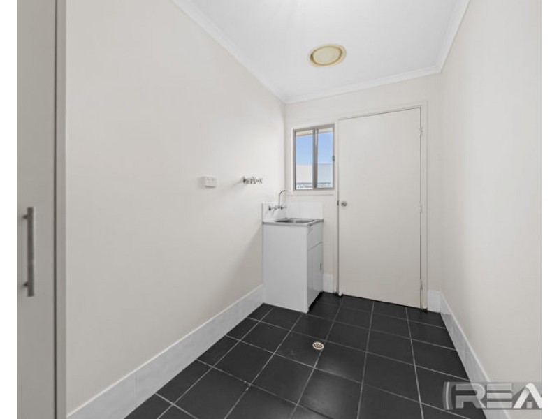 21 St Clair Avenue, Andrews Farm SA 5114