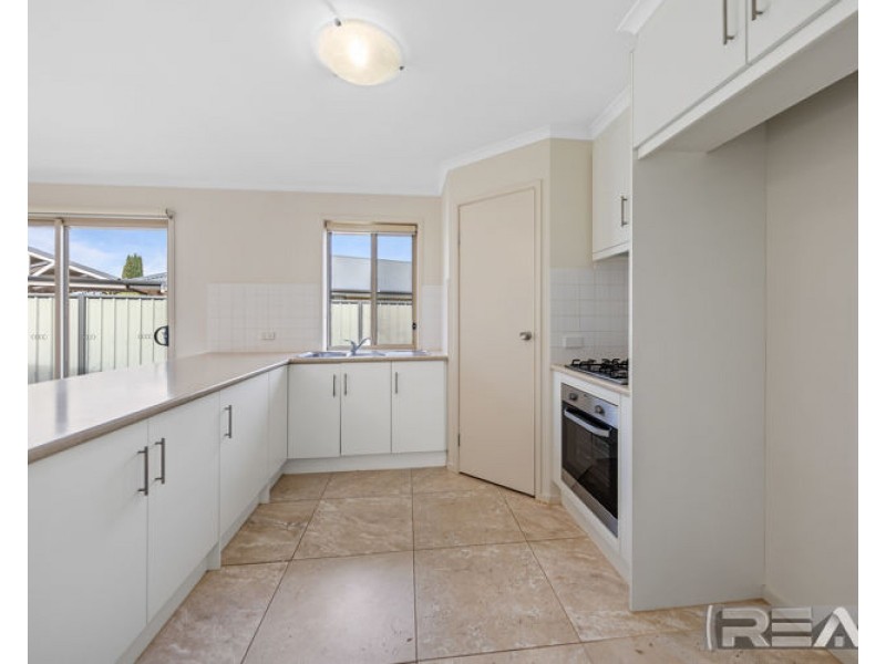 21 St Clair Avenue, Andrews Farm SA 5114