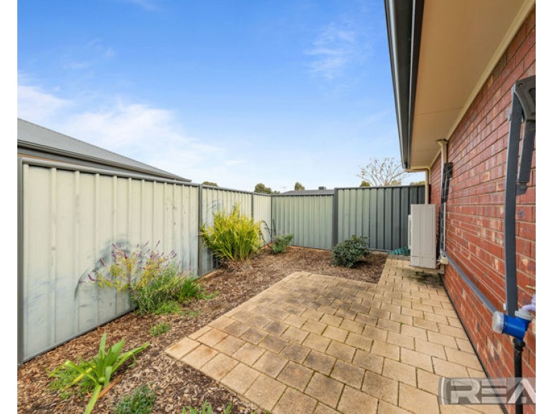 21 St Clair Avenue, Andrews Farm SA 5114