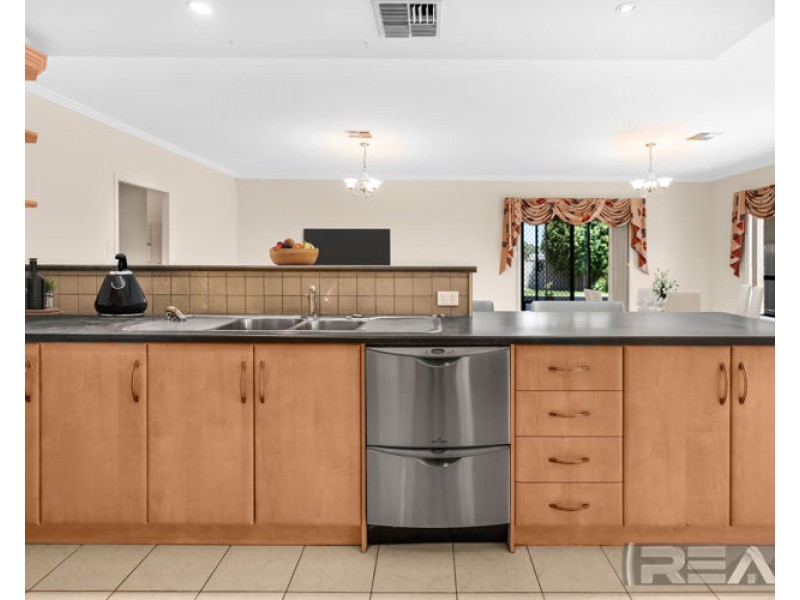 18 Birch Avenue, Salisbury East SA 5109