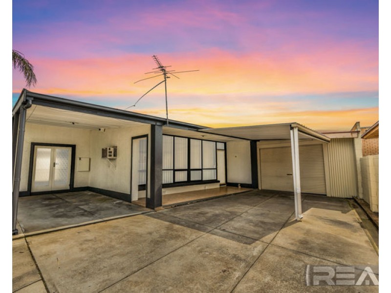 11 Kings Road, Salisbury Downs SA 5108