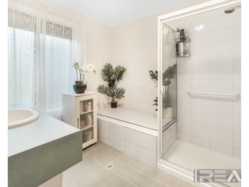 4 Elope Court, Paralowie SA 5108