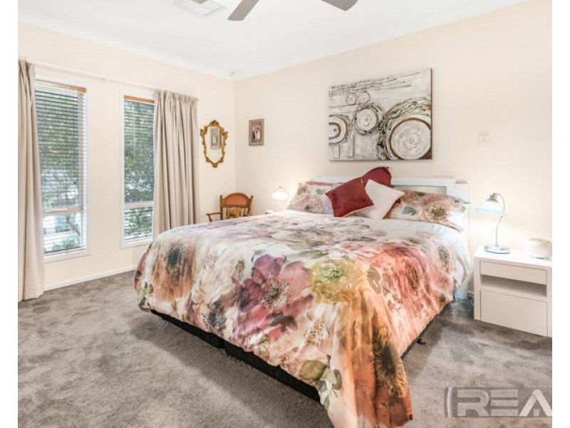 26 Martinique Walk, Mawson Lakes SA 5095