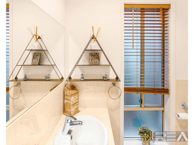 26 Martinique Walk, Mawson Lakes SA 5095