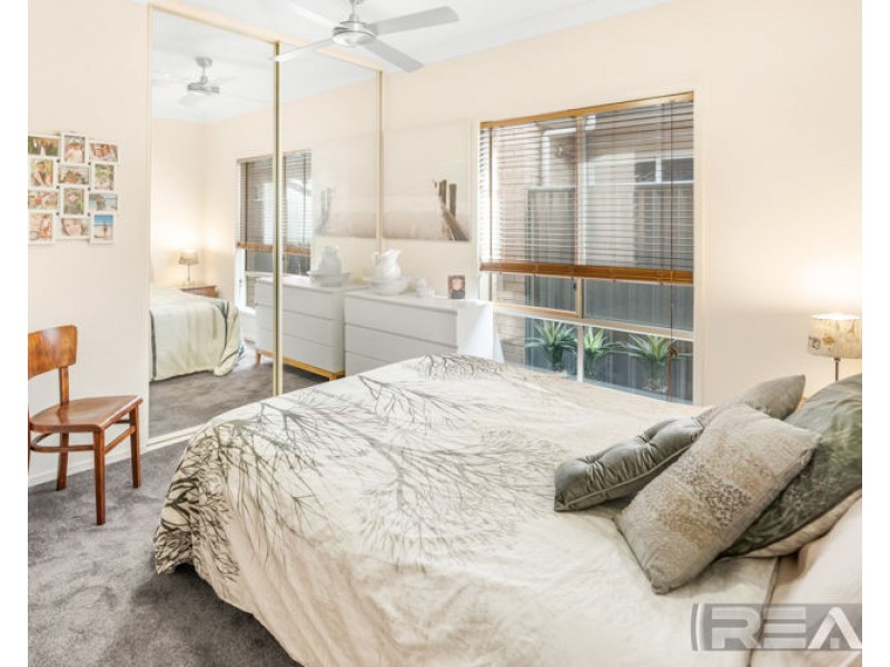 26 Martinique Walk, Mawson Lakes SA 5095