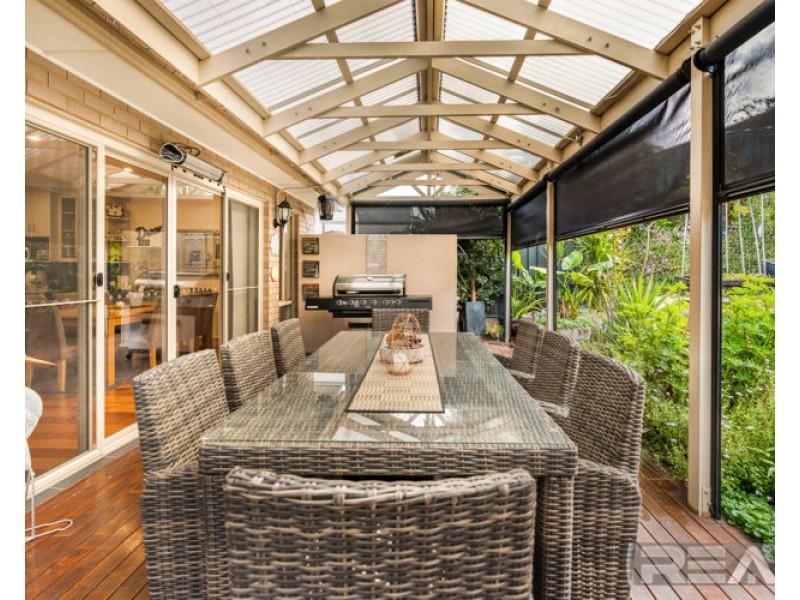 26 Martinique Walk, Mawson Lakes SA 5095