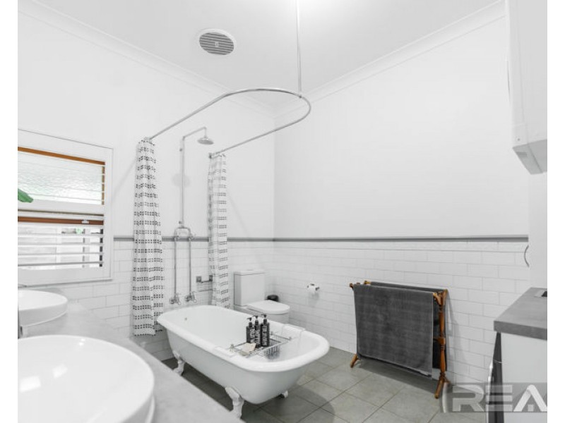 25 Hedgerow Court, Greenwith SA 5125