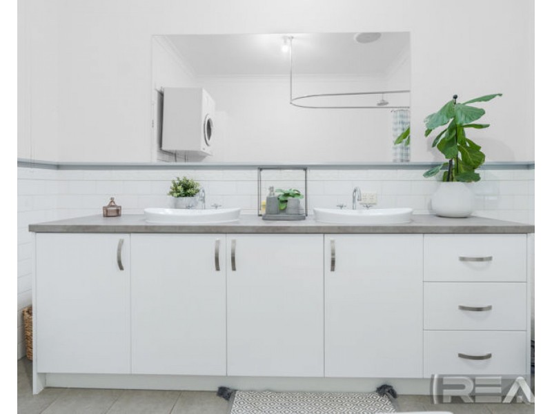 25 Hedgerow Court, Greenwith SA 5125