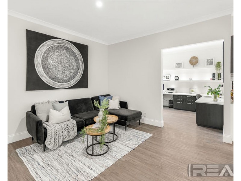 25 Hedgerow Court, Greenwith SA 5125