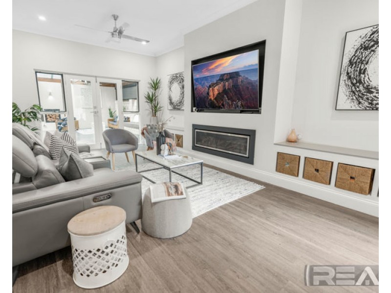 25 Hedgerow Court, Greenwith SA 5125