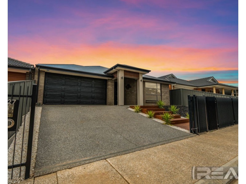 27 Serenity Way, Hillbank SA 5112