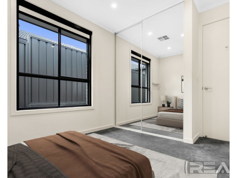 27 Serenity Way, Hillbank SA 5112