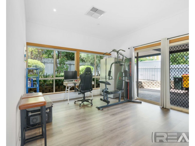 5 Kosmina Crescent, Hillbank SA 5112