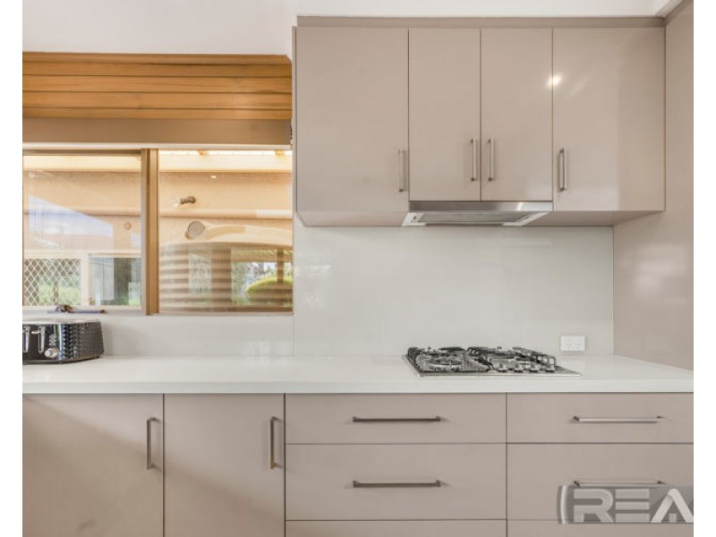 5 Kosmina Crescent, Hillbank SA 5112