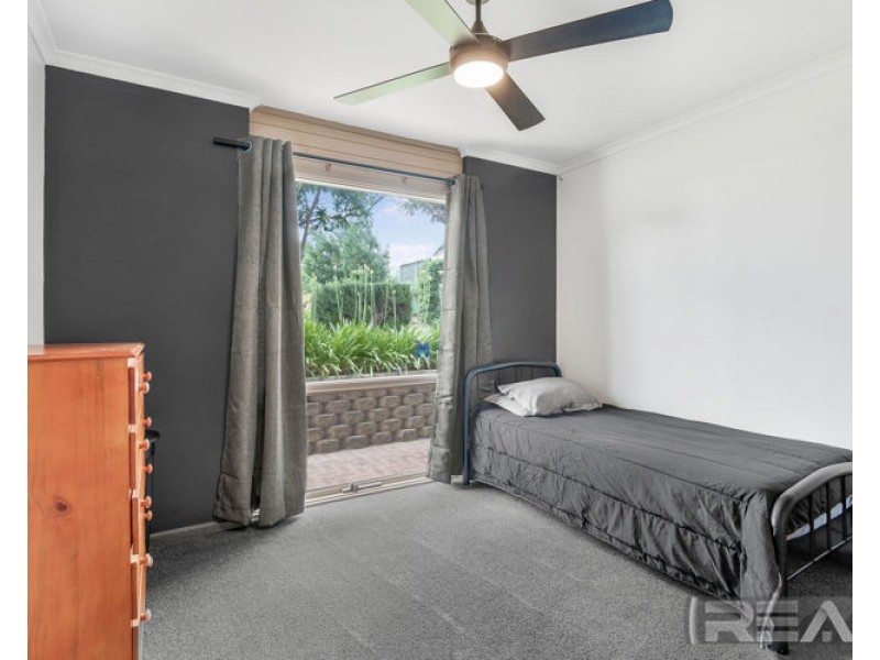 5 Kosmina Crescent, Hillbank SA 5112