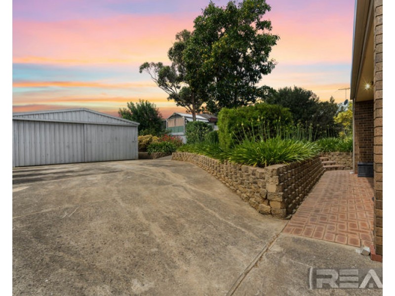 5 Kosmina Crescent, Hillbank SA 5112